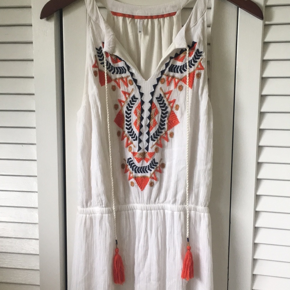 White maxi dress